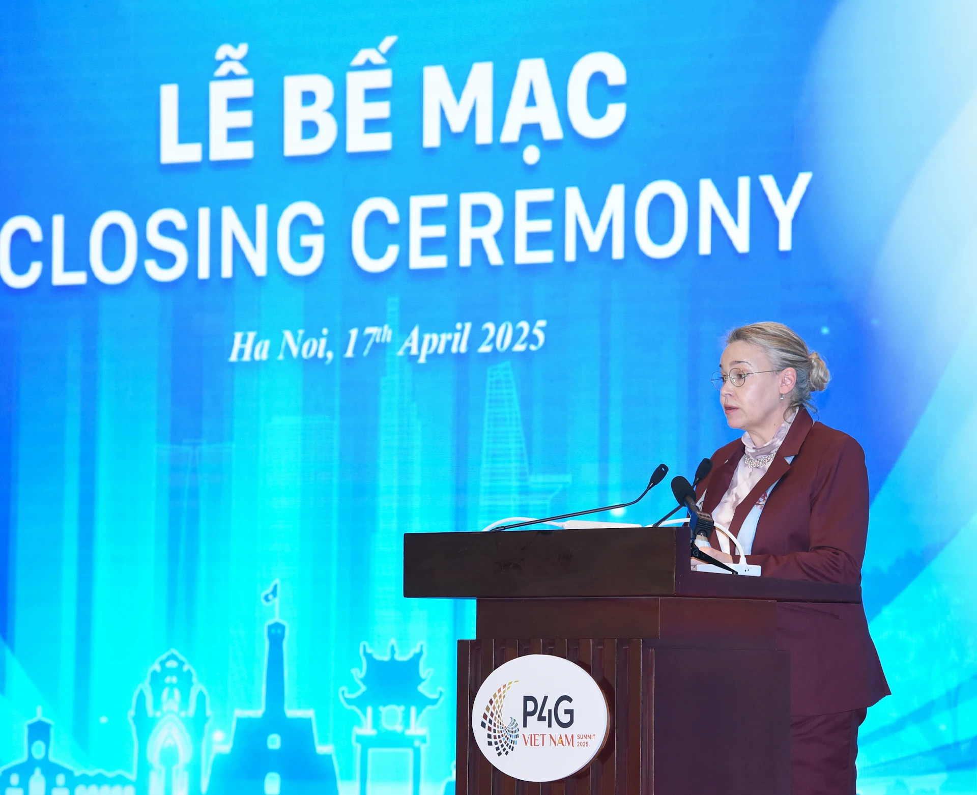 P4G秘书处执行主任作会议结果报告。