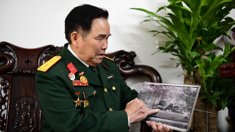1975年4月30日——镌刻历史的钢铁印记【组图】