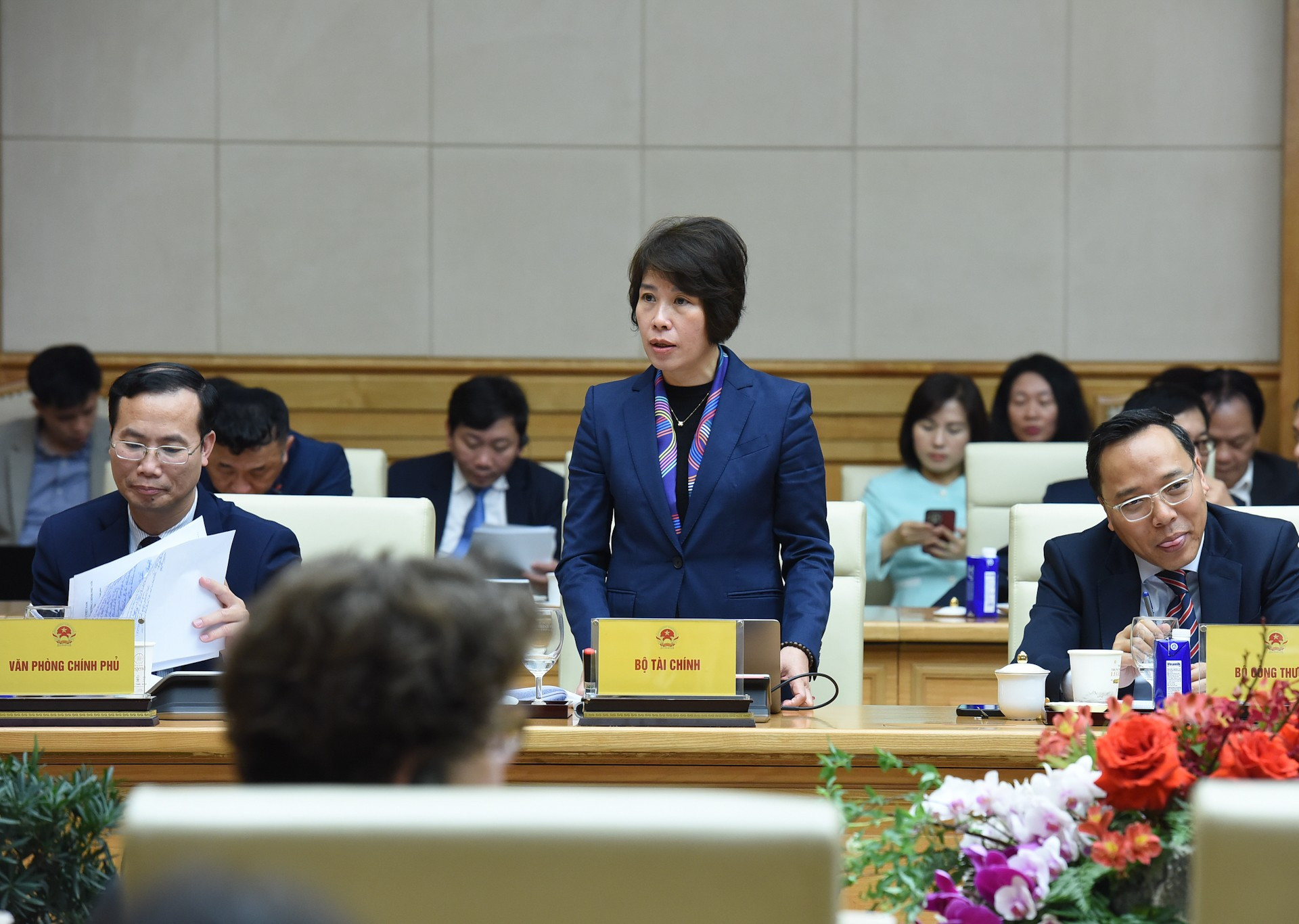 越南财政部副部长阮氏碧玉在会上发言。