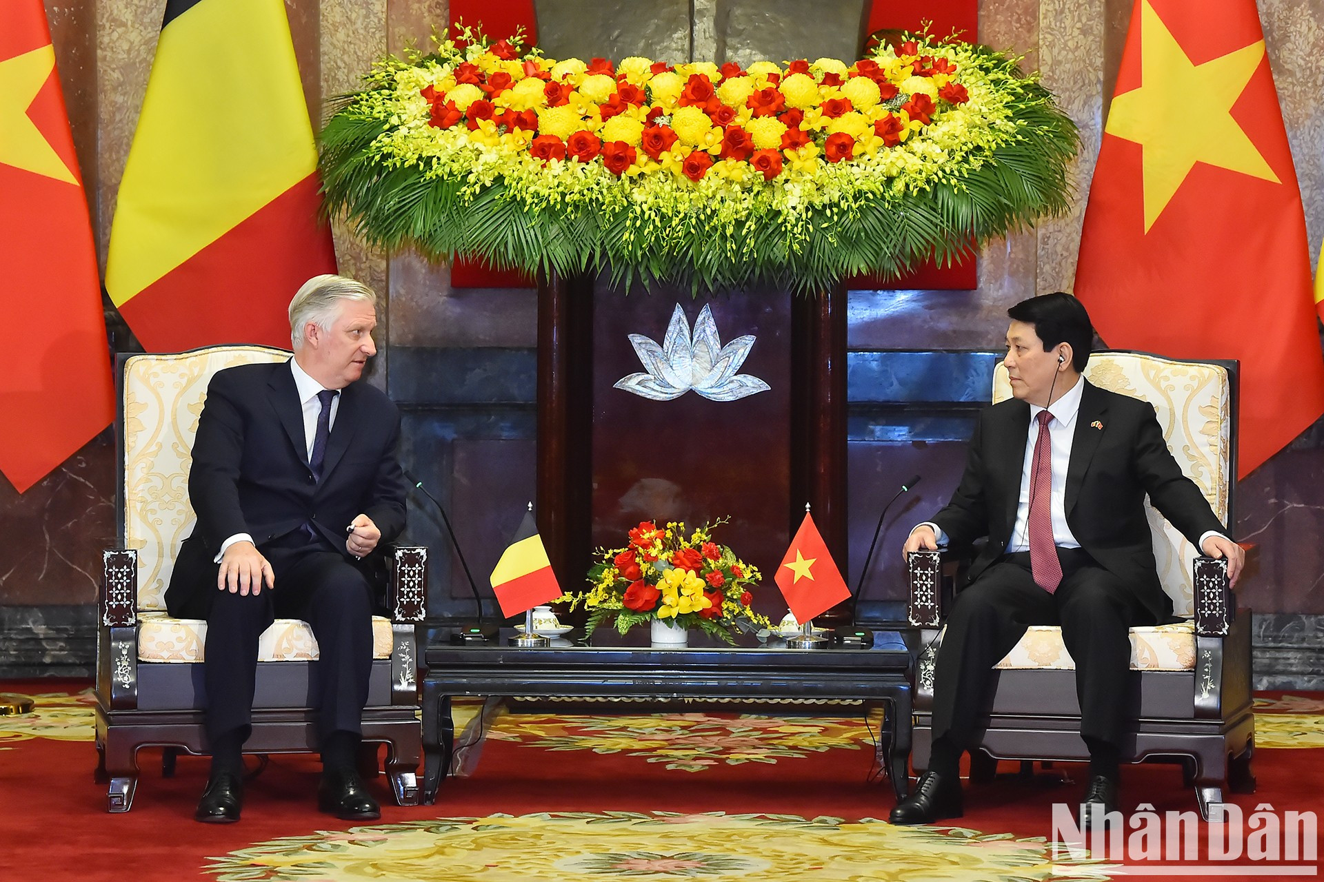 越南国家主席梁强会见比利时国王菲利普。 越南国家主席梁强会见比利时国王菲利普。