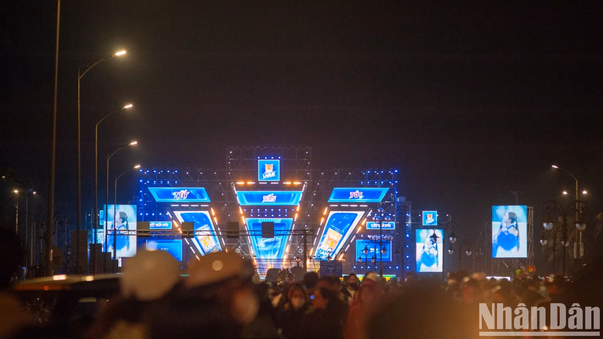 2025年迎新艺术倒计时活动在东海公园举行。