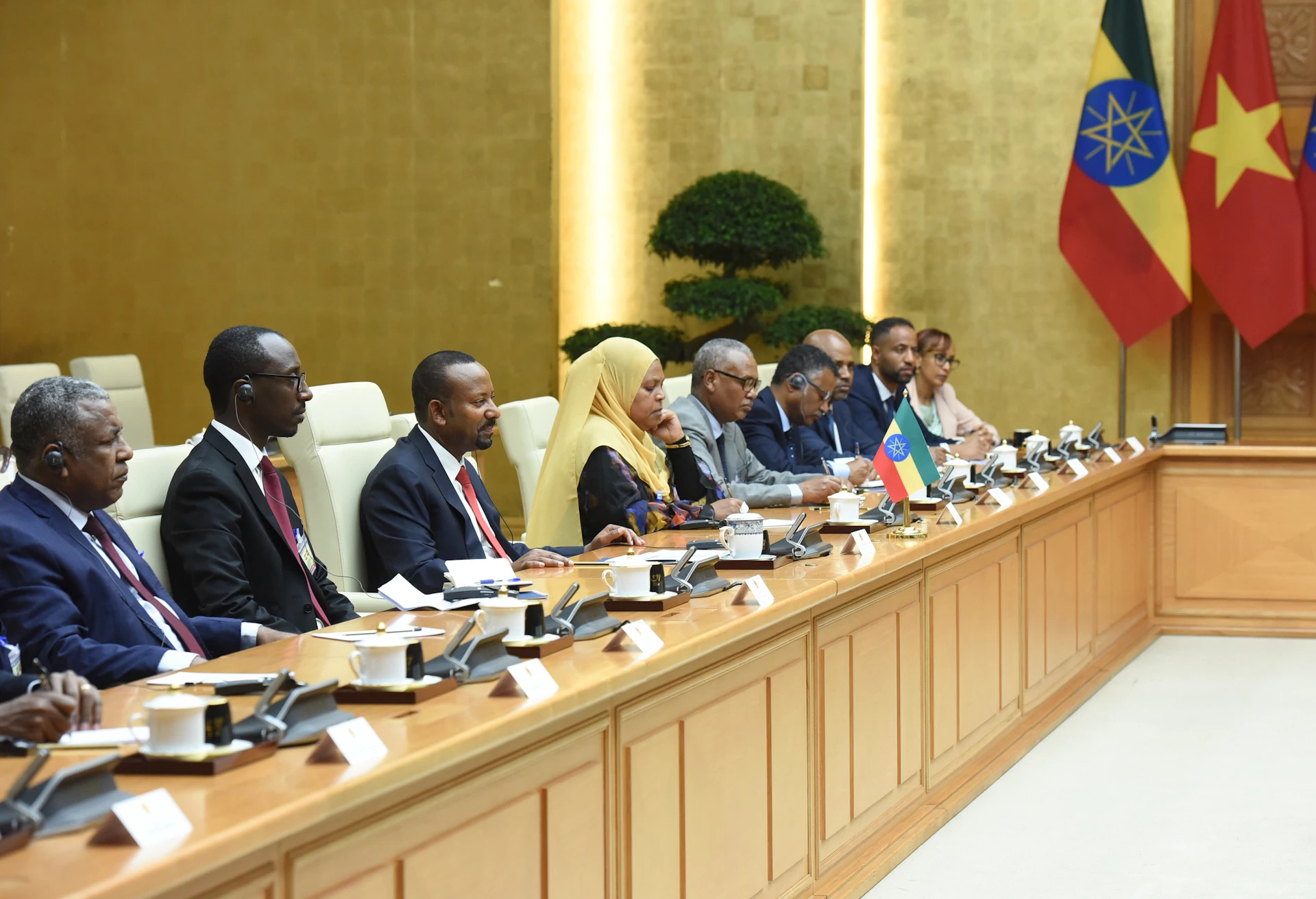 阿比·艾哈迈德·阿里总理以及埃方代表出席会谈。