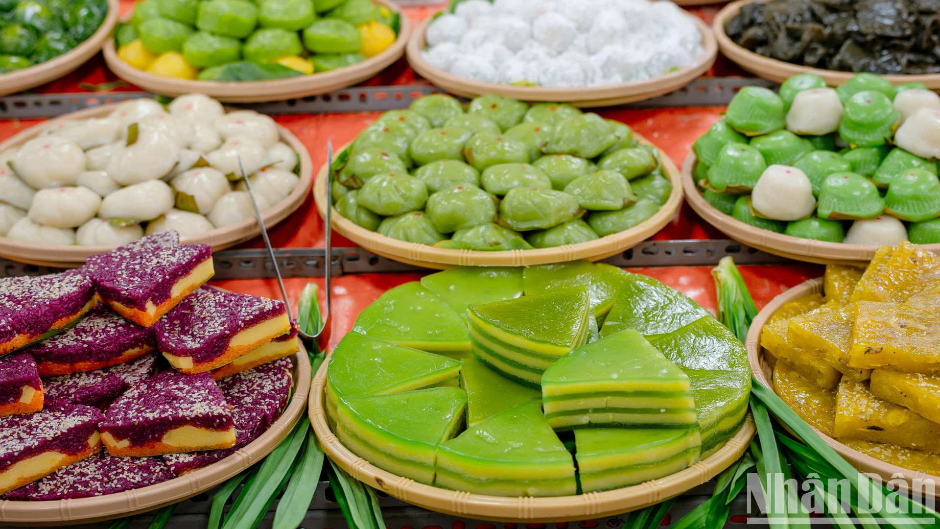牛奶糕、猪皮糕、香蕉糕等糕饼香味浓郁，具有特色的南部民间风味。