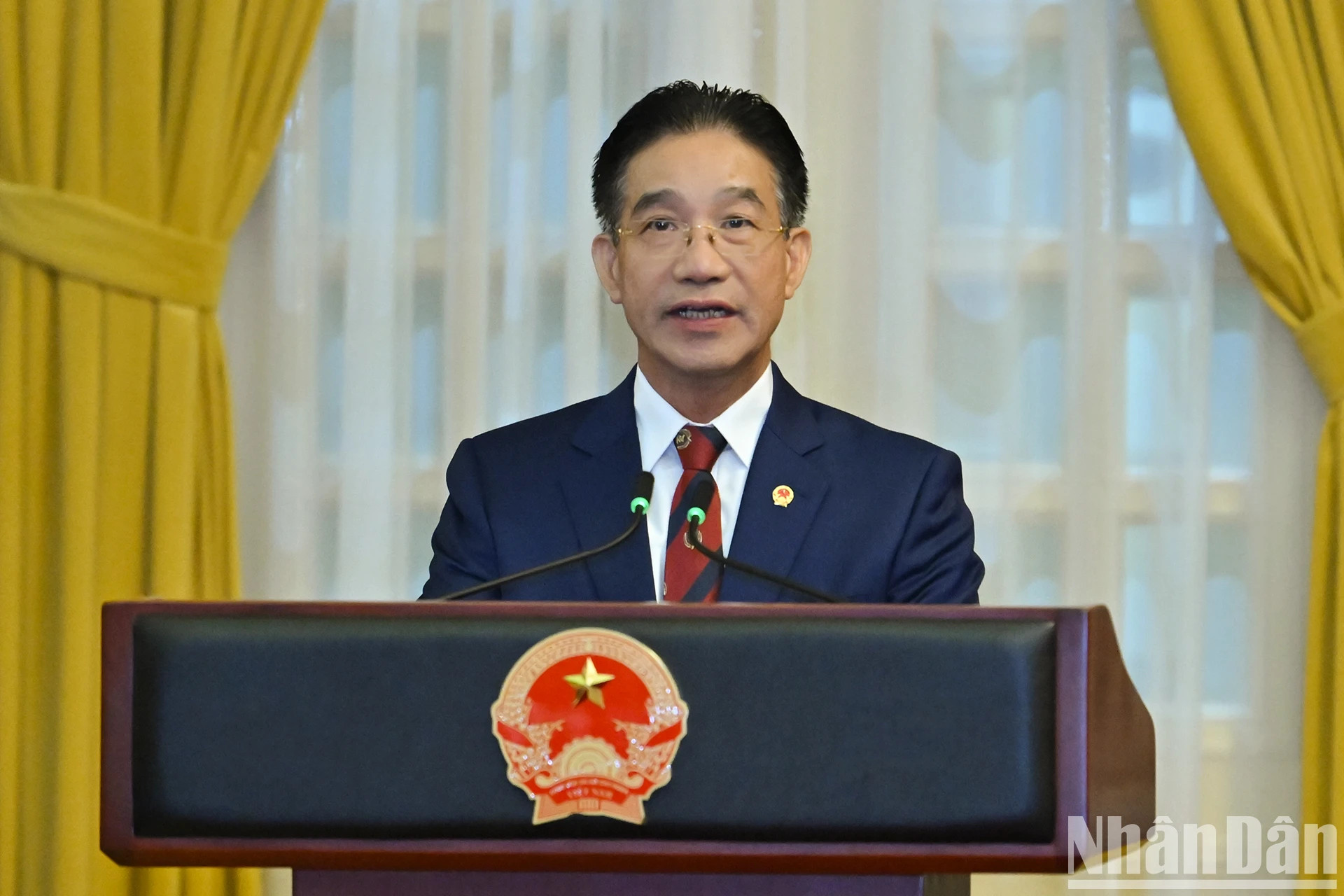 国家主席办公厅副主任范青河发布国家主席的决定，任命阮黄英同志、艮廷才同志、阮勇进同志为国家主席办公厅副主任。