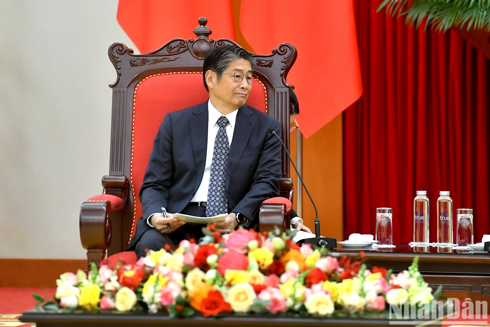 日本驻越南大使伊藤直树在会见中致辞。