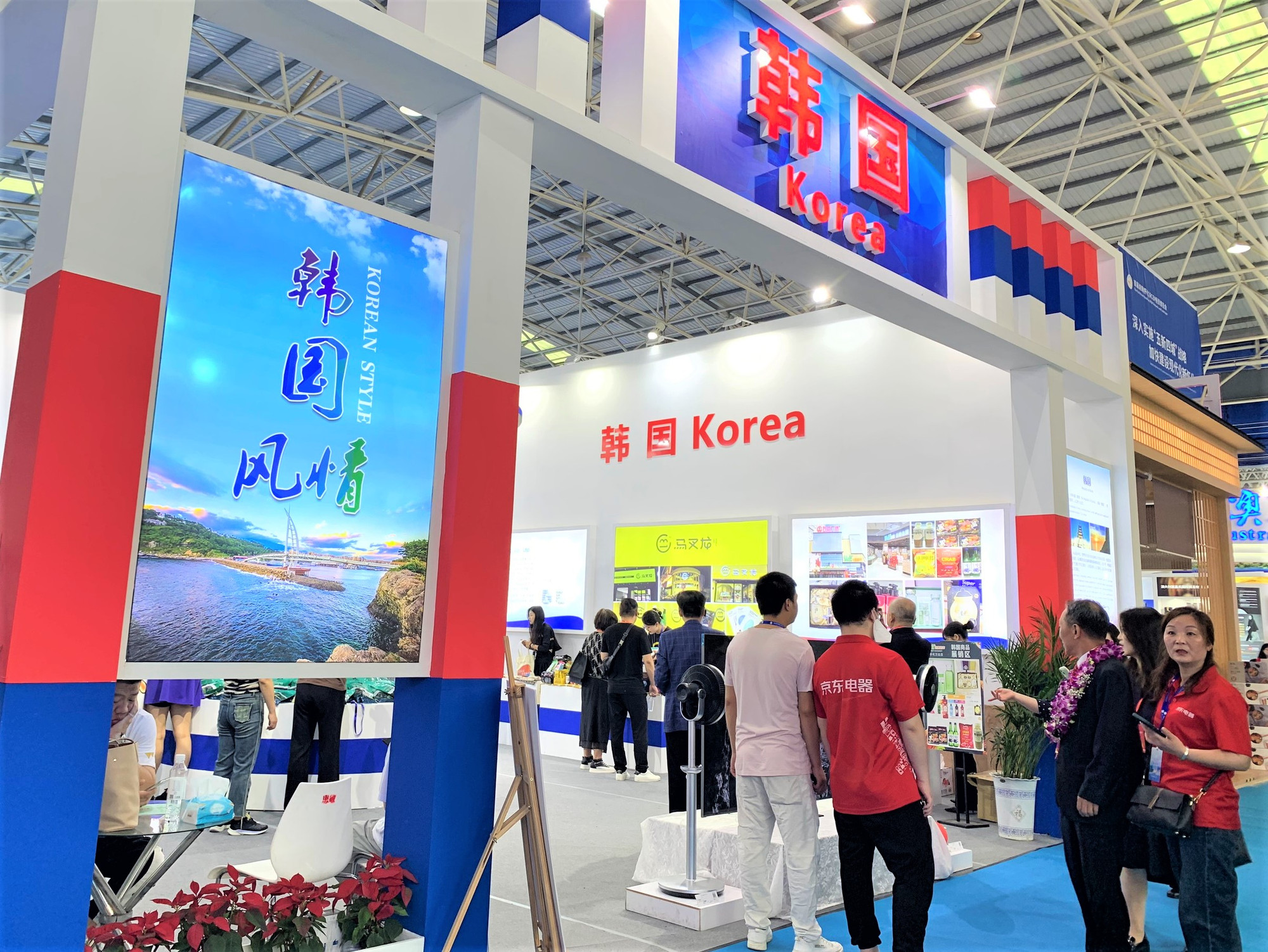 RCEP成员国的展位。(杜有兴 摄) RCEP成员国的展位。(杜有兴 摄)