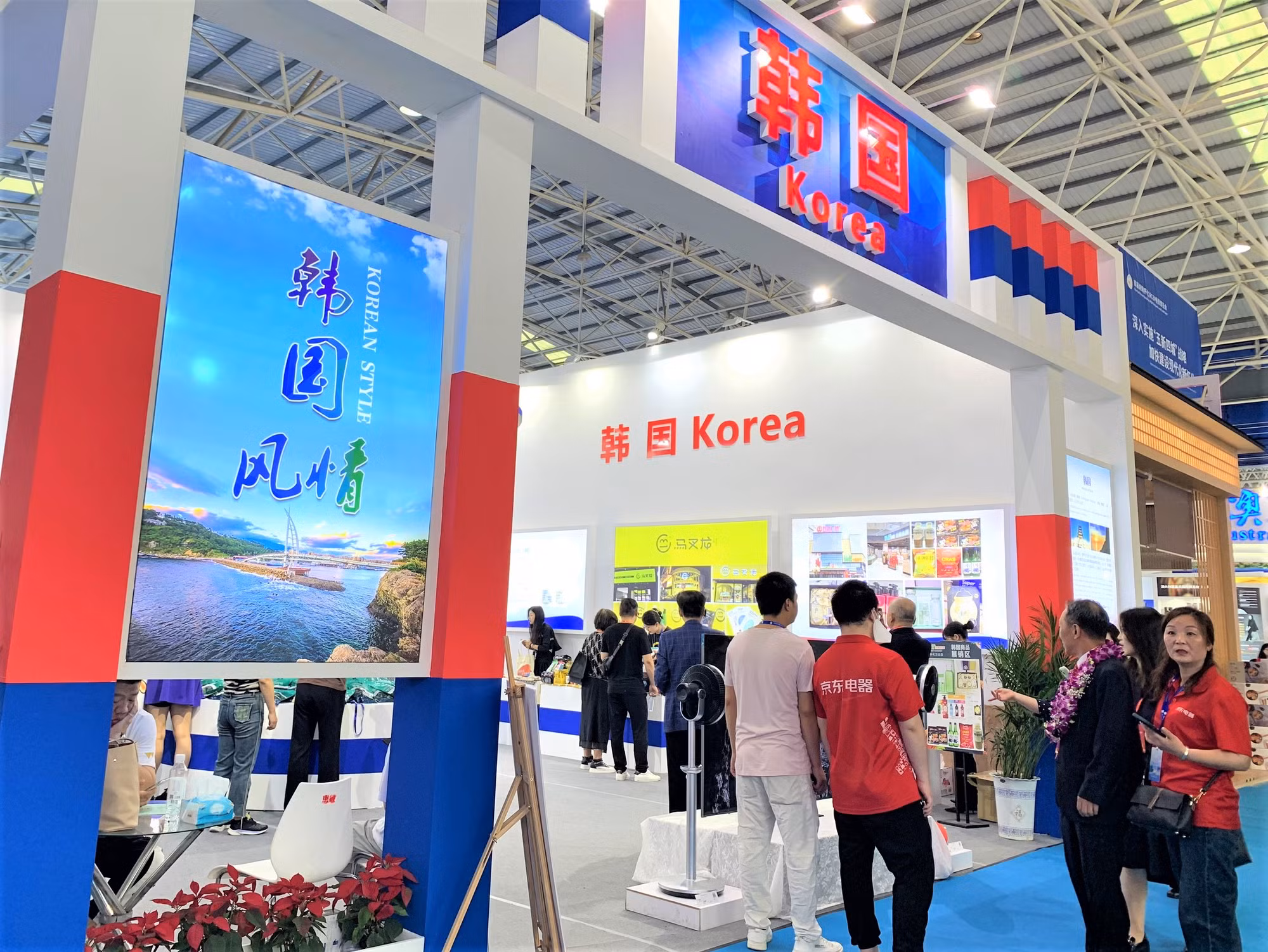 RCEP成员国的展位。(杜有兴 摄) RCEP成员国的展位。(杜有兴 摄)