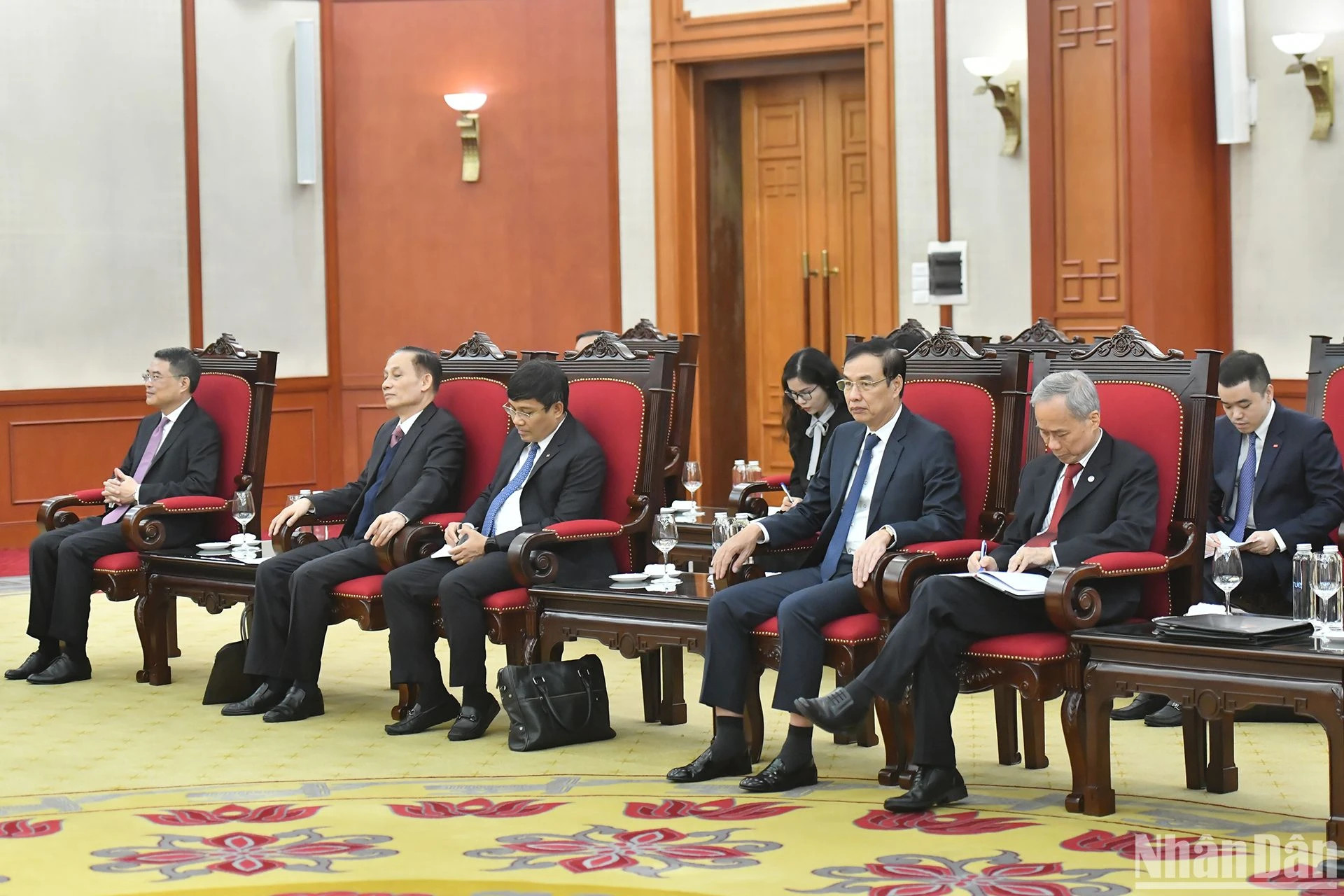 越南代表团代表。