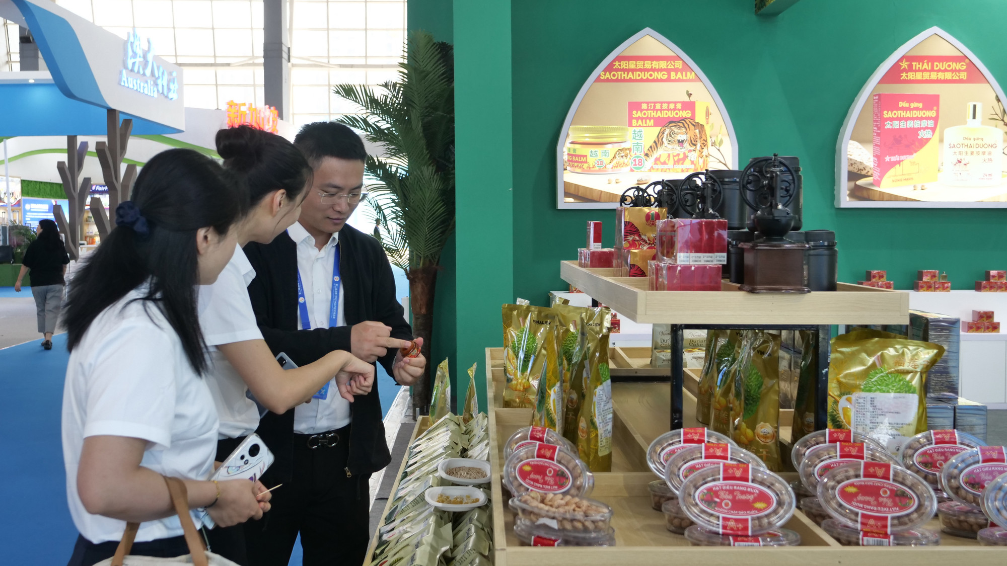 向中国消费者推介越南产品。