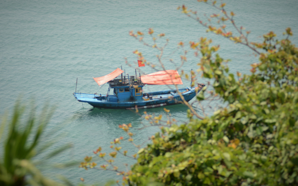 在山茶岛周围的船只。