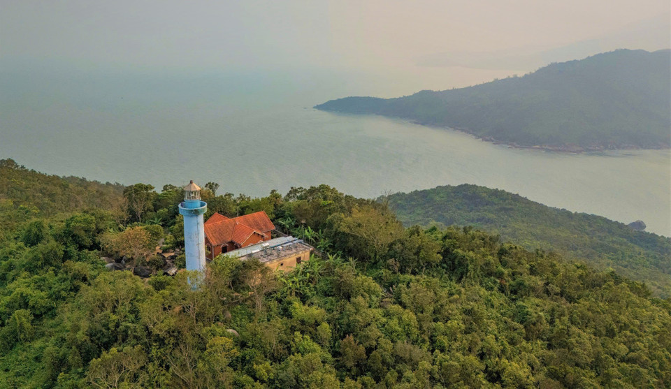 山茶岛上的灯塔。