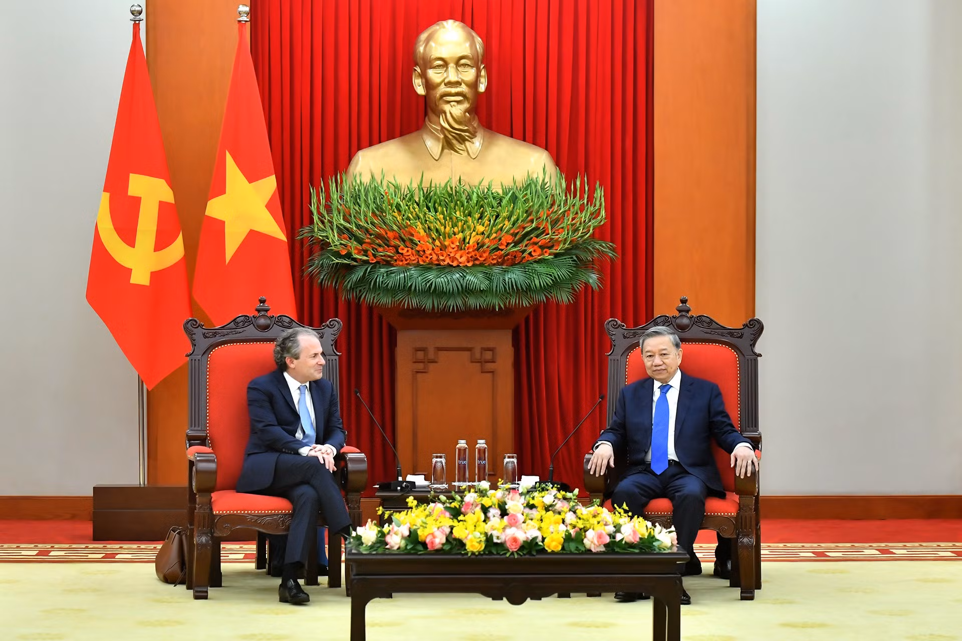 越共中央总书记苏林会见Rosen Partners集团执行经理丹尼尔·罗森。