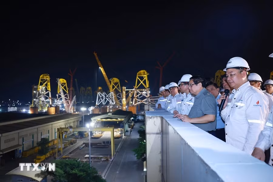 范明正总理视察了PTSC技术补给与能源产业中心。