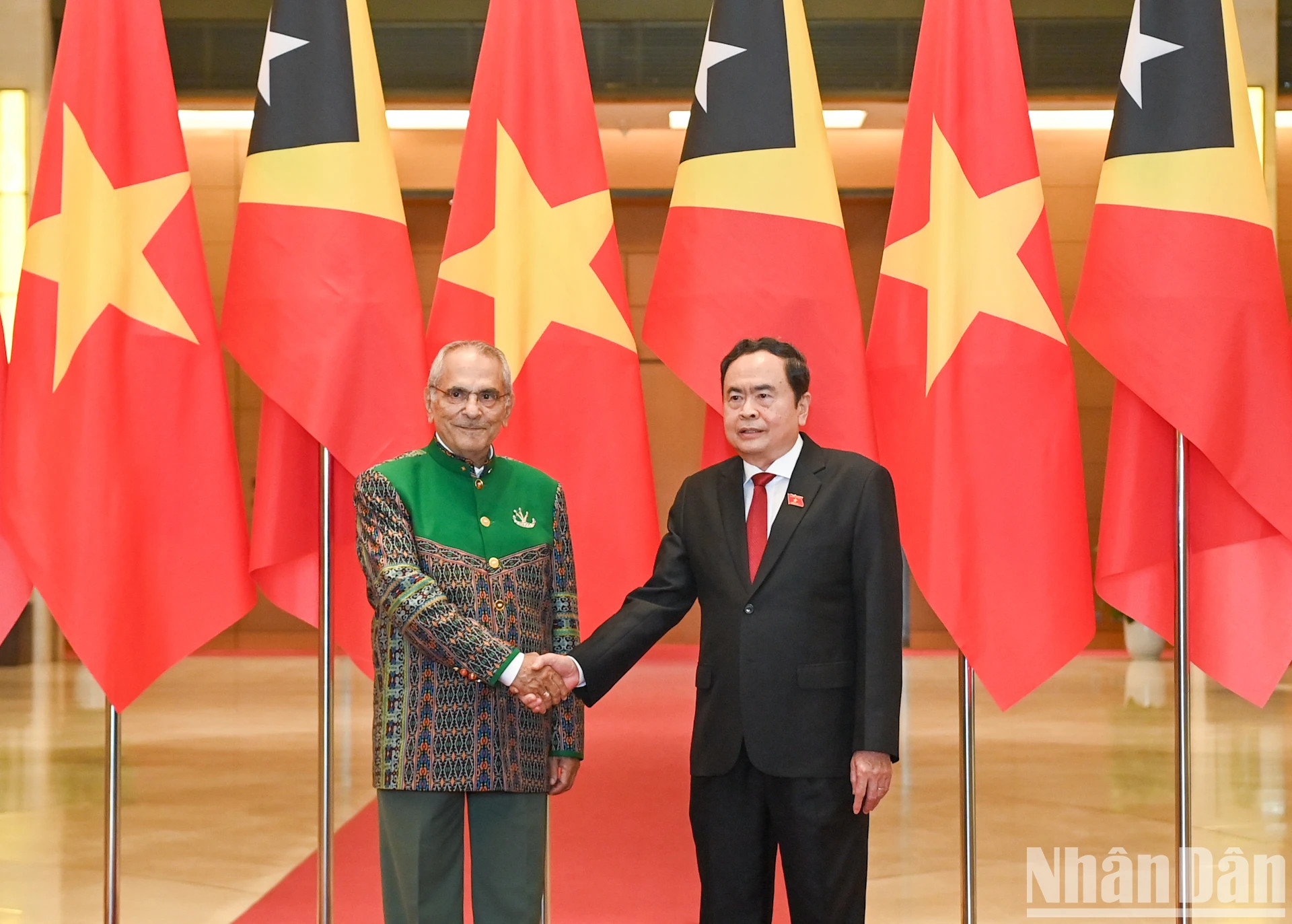 越南国会主席陈青敏与东帝汶总统奥尔塔。 越南国会主席陈青敏与东帝汶总统奥尔塔。