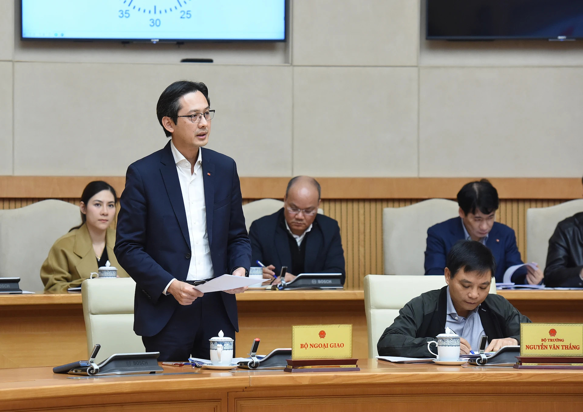 外交部副部长杜雄越在会上致辞。 外交部副部长杜雄越在会上致辞。