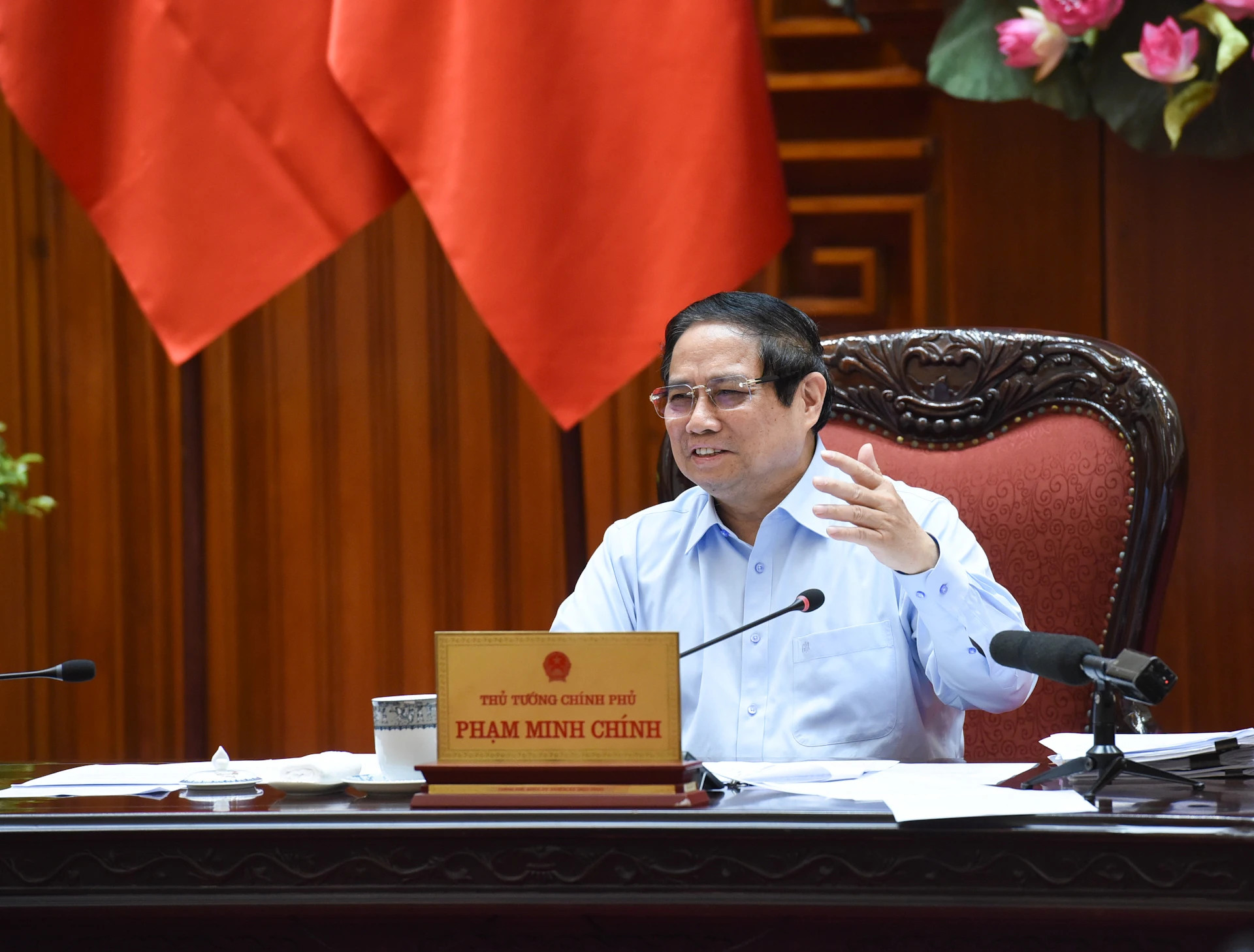 范明正总理在会上发表指导性讲话。