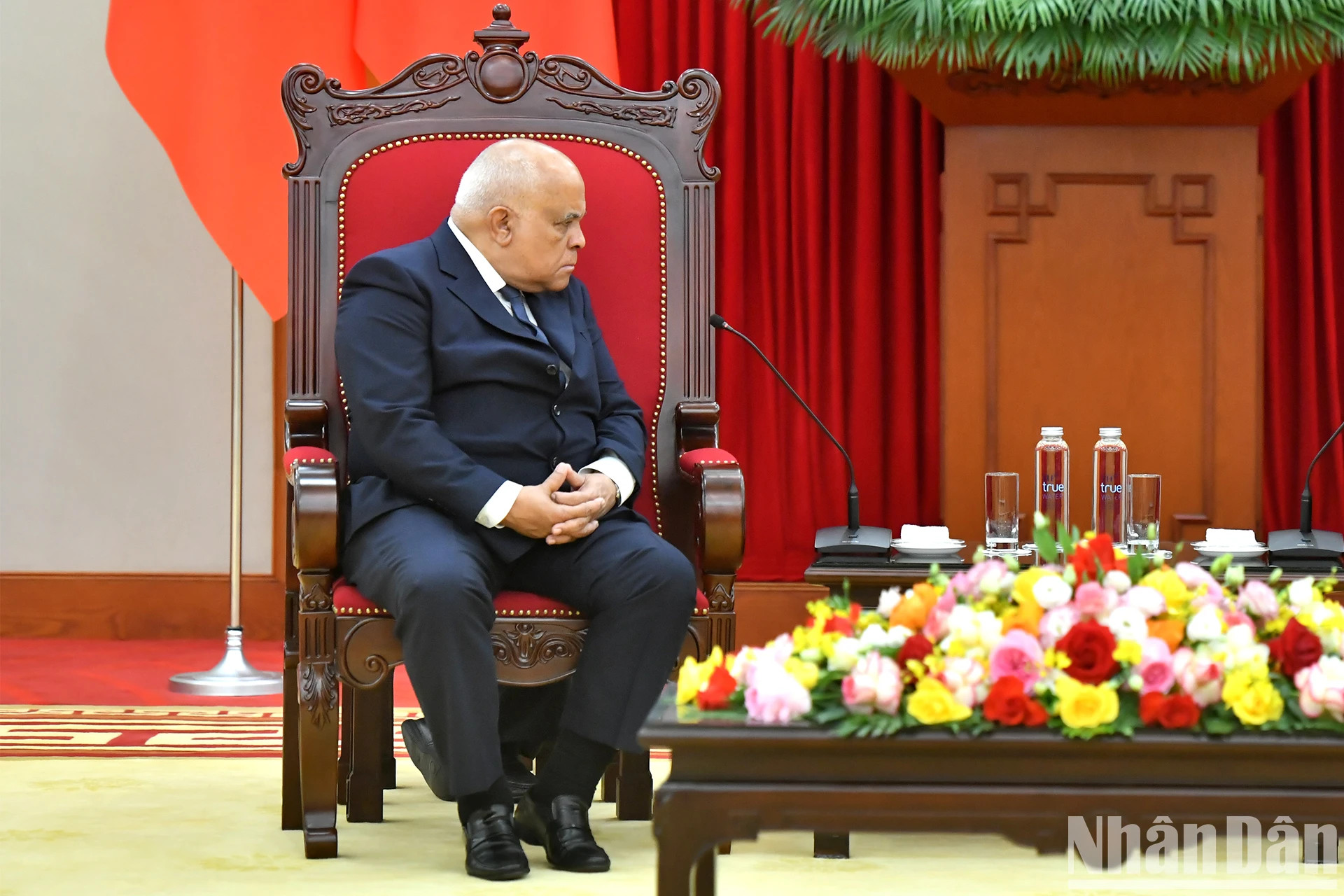 古巴驻越南大使奥兰多·尼古拉斯·吉伦。