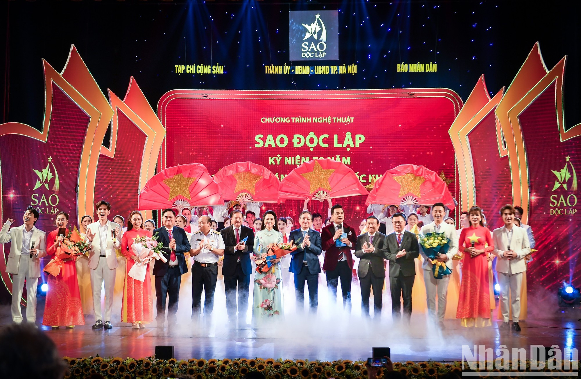 各位代表合影。