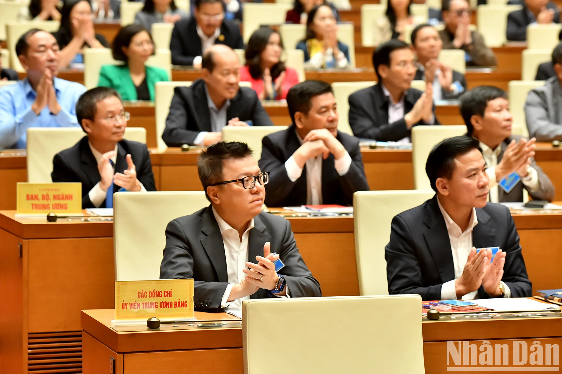 与会代表。 与会代表。