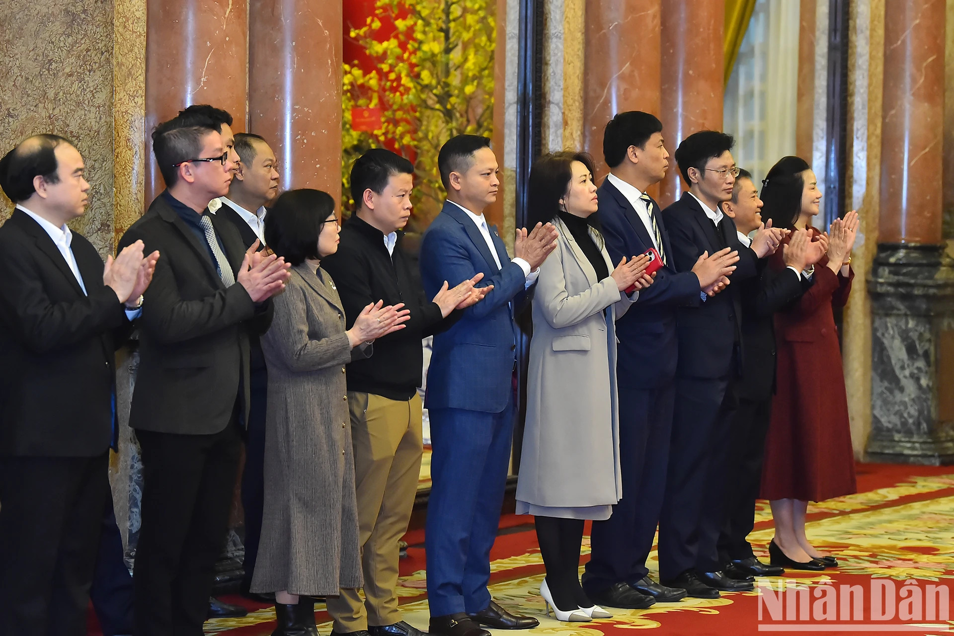 国家主席办公厅干部人员出席新春见面会。