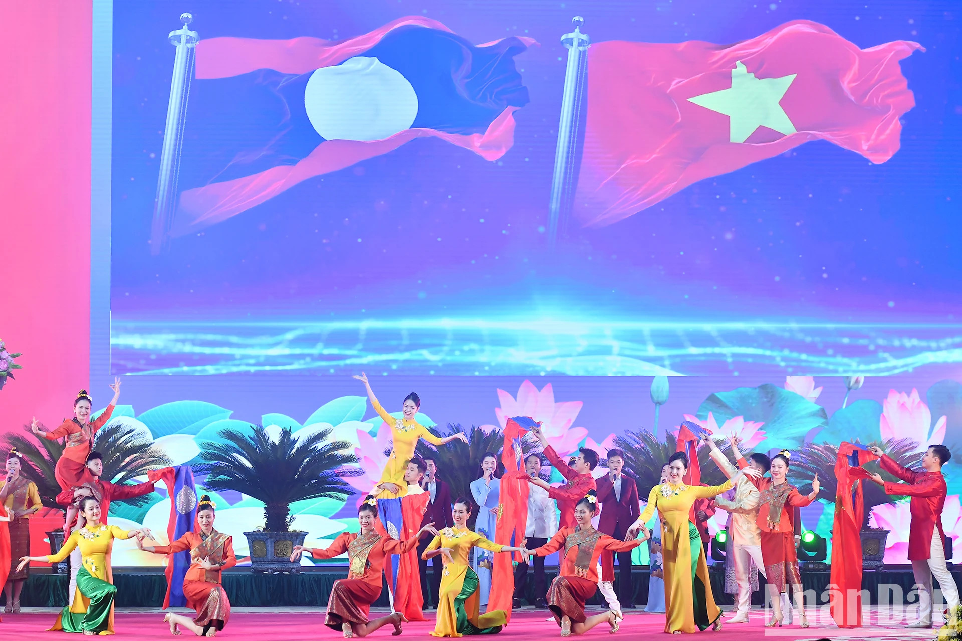 文艺表演节目之一。 文艺表演节目之一。