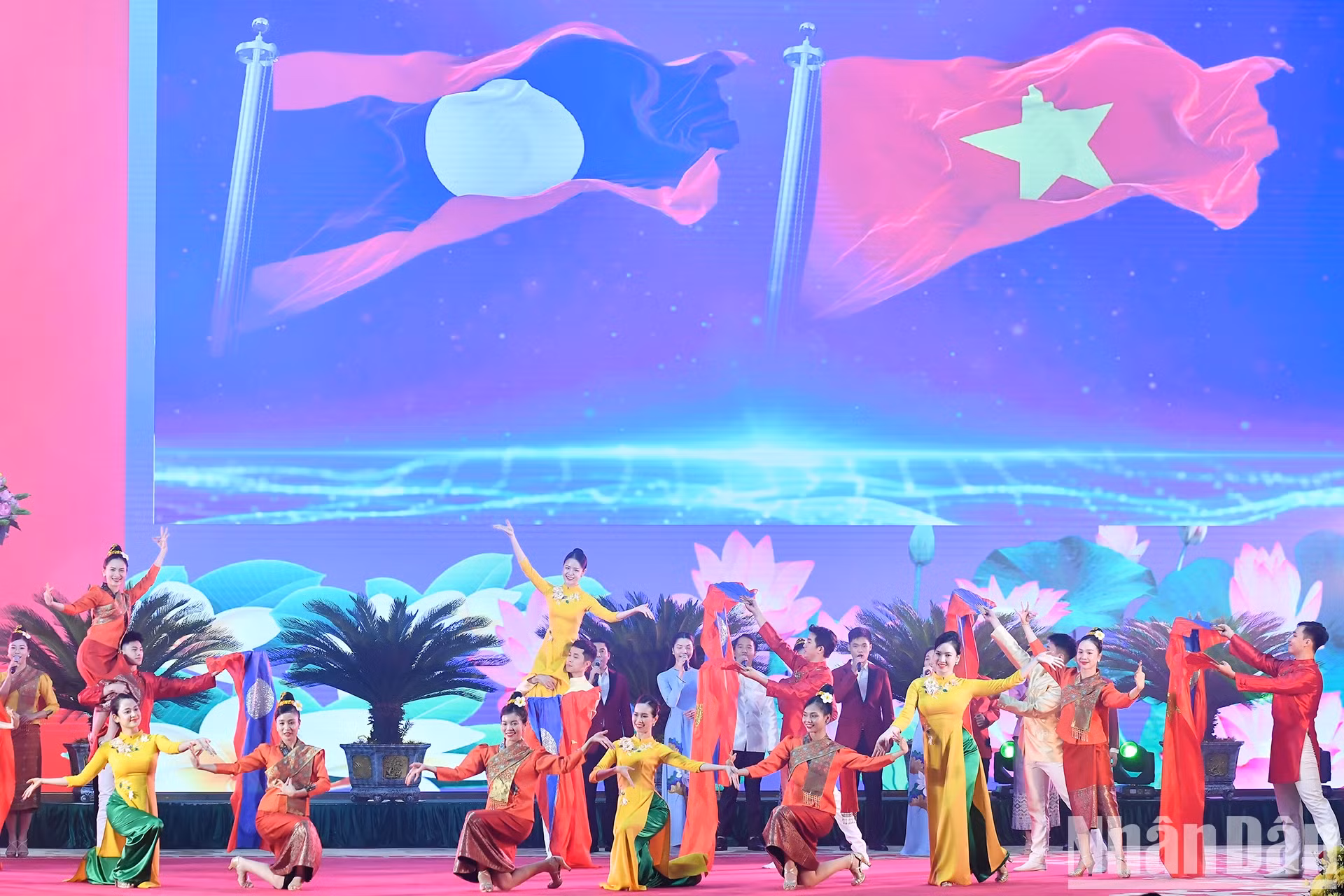 文艺表演节目之一。