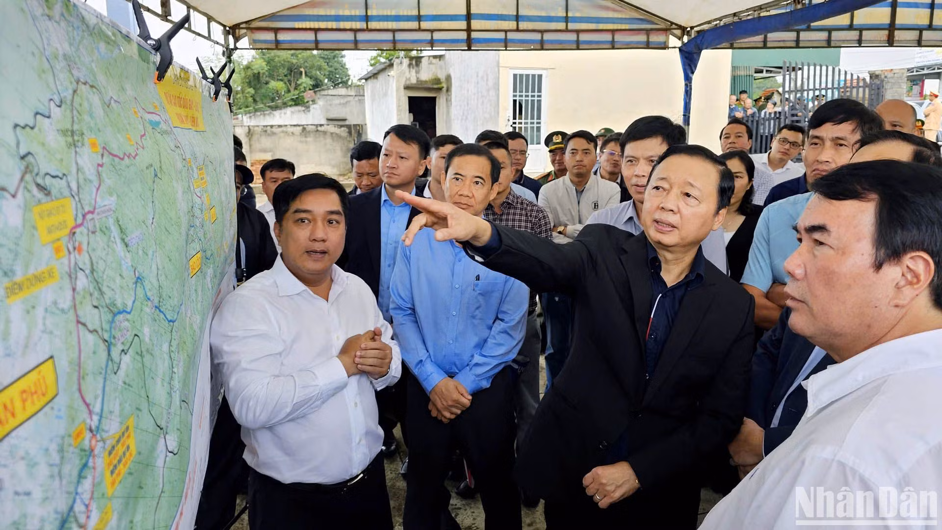 越南政府副总理陈红河实地考察林同省高速公路建设项目【组图】