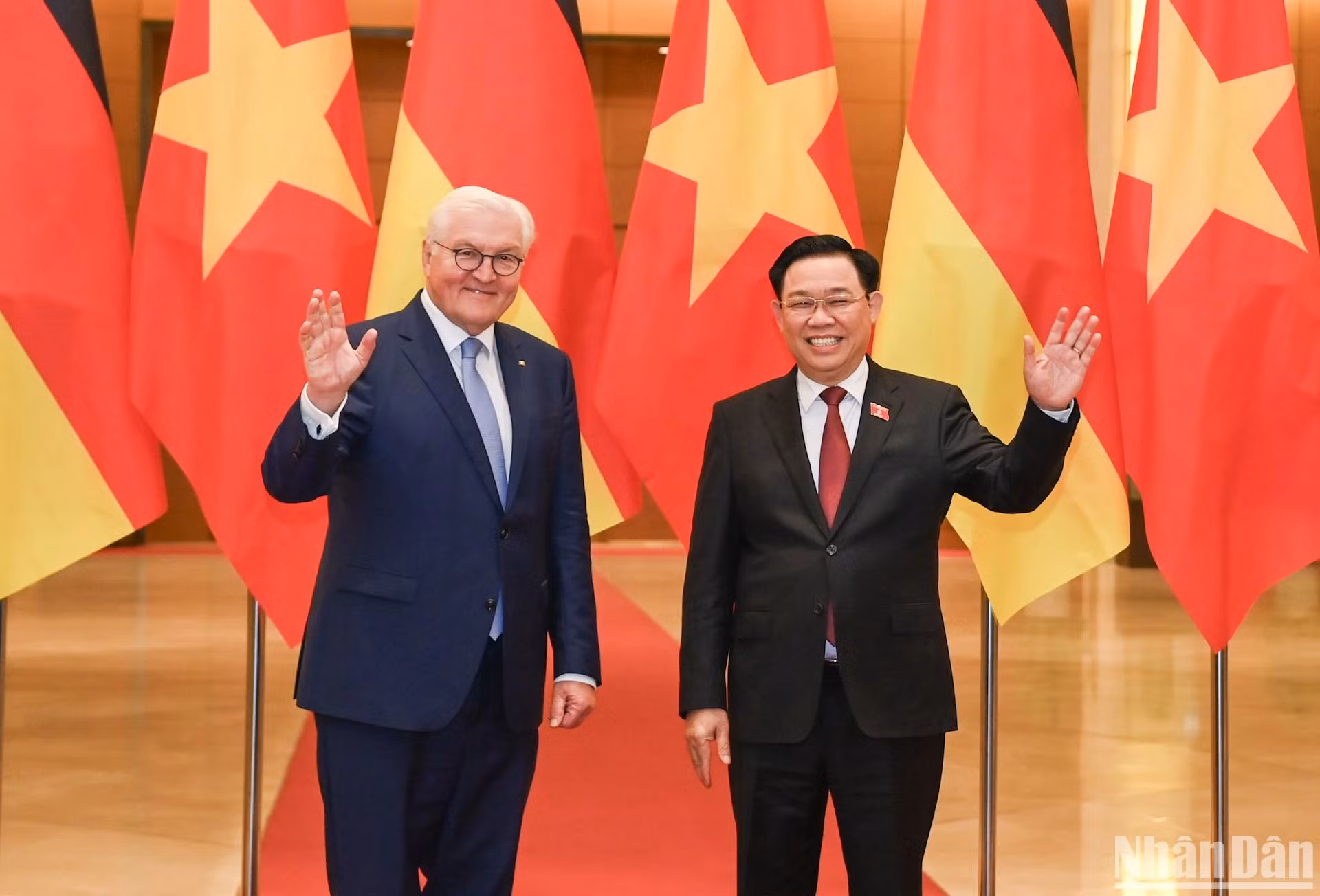 越南国会主席王廷惠与德国总统施泰因迈尔。