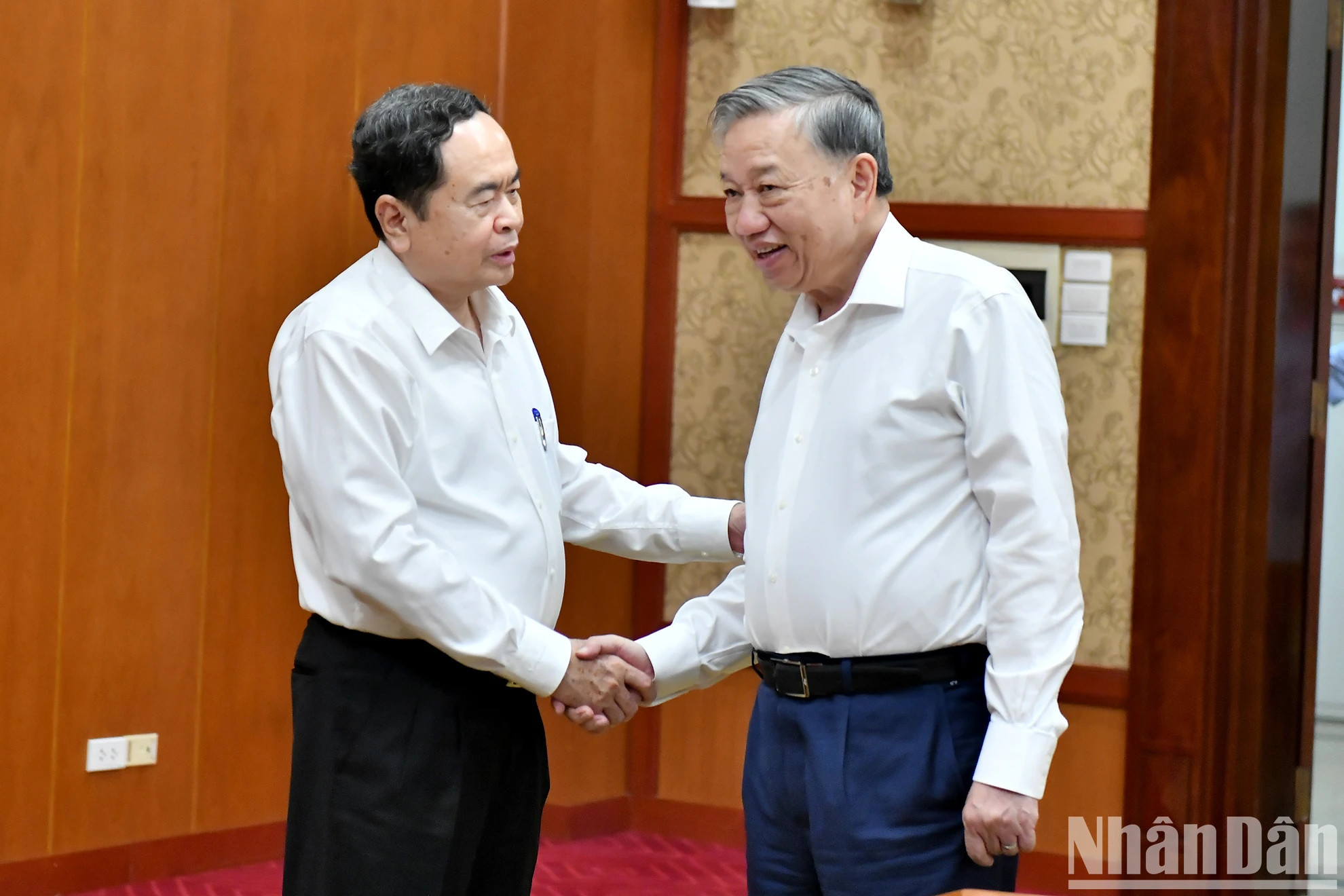 越共中央总书记、国家主席苏林与越南国会主席陈青敏。