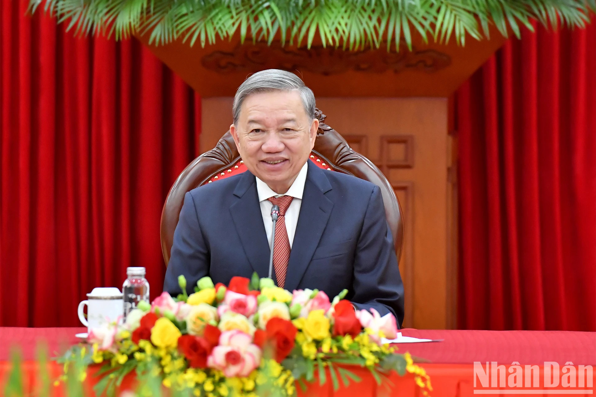 越共中央总书记苏林与美国新任总统特朗普通电话。