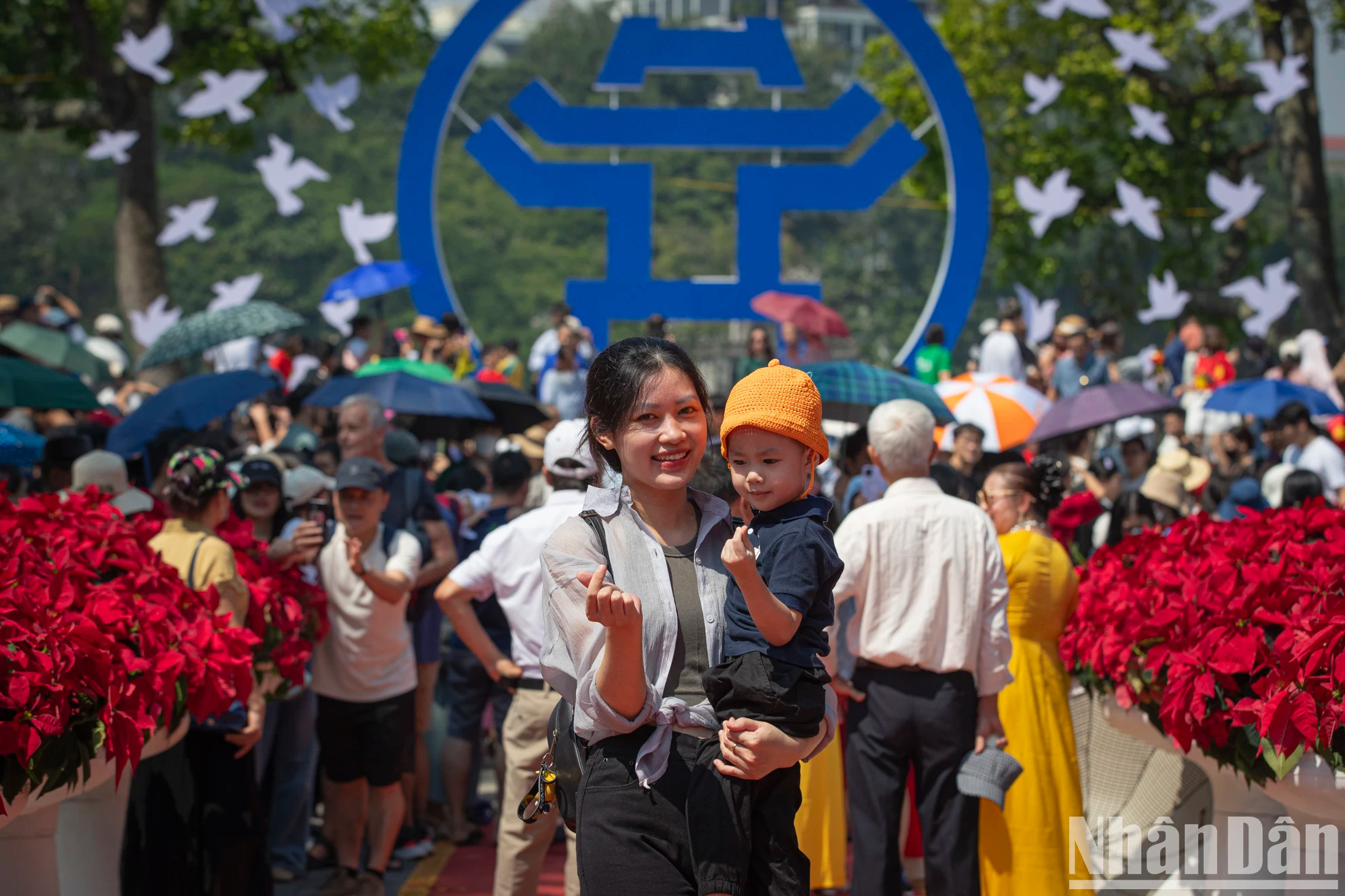 据还剑湖和河内老城区管理委员会透露，值此之际，河内老城区遗址将举办展览、艺术表演、实地考察等多项活动和项目。
