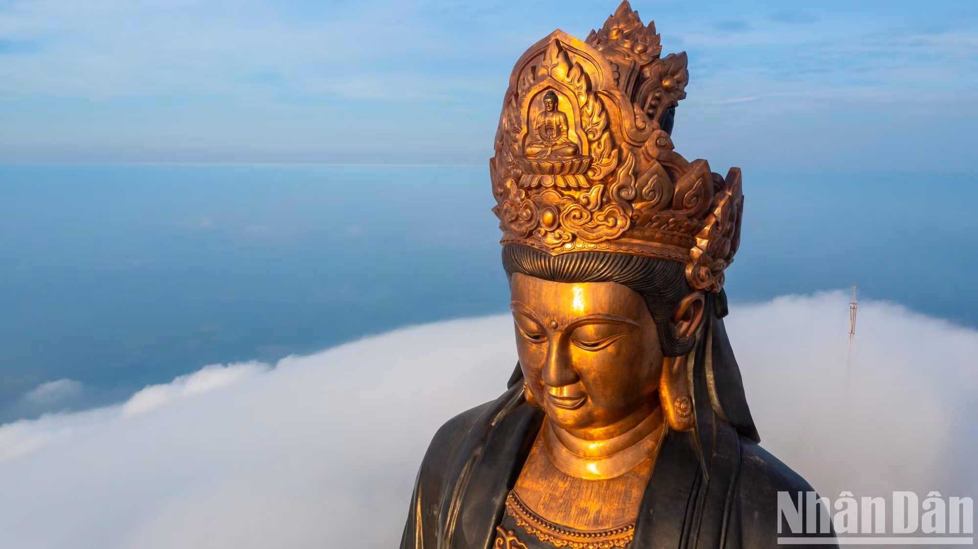 西普陀山佛像。 西普陀山佛像。