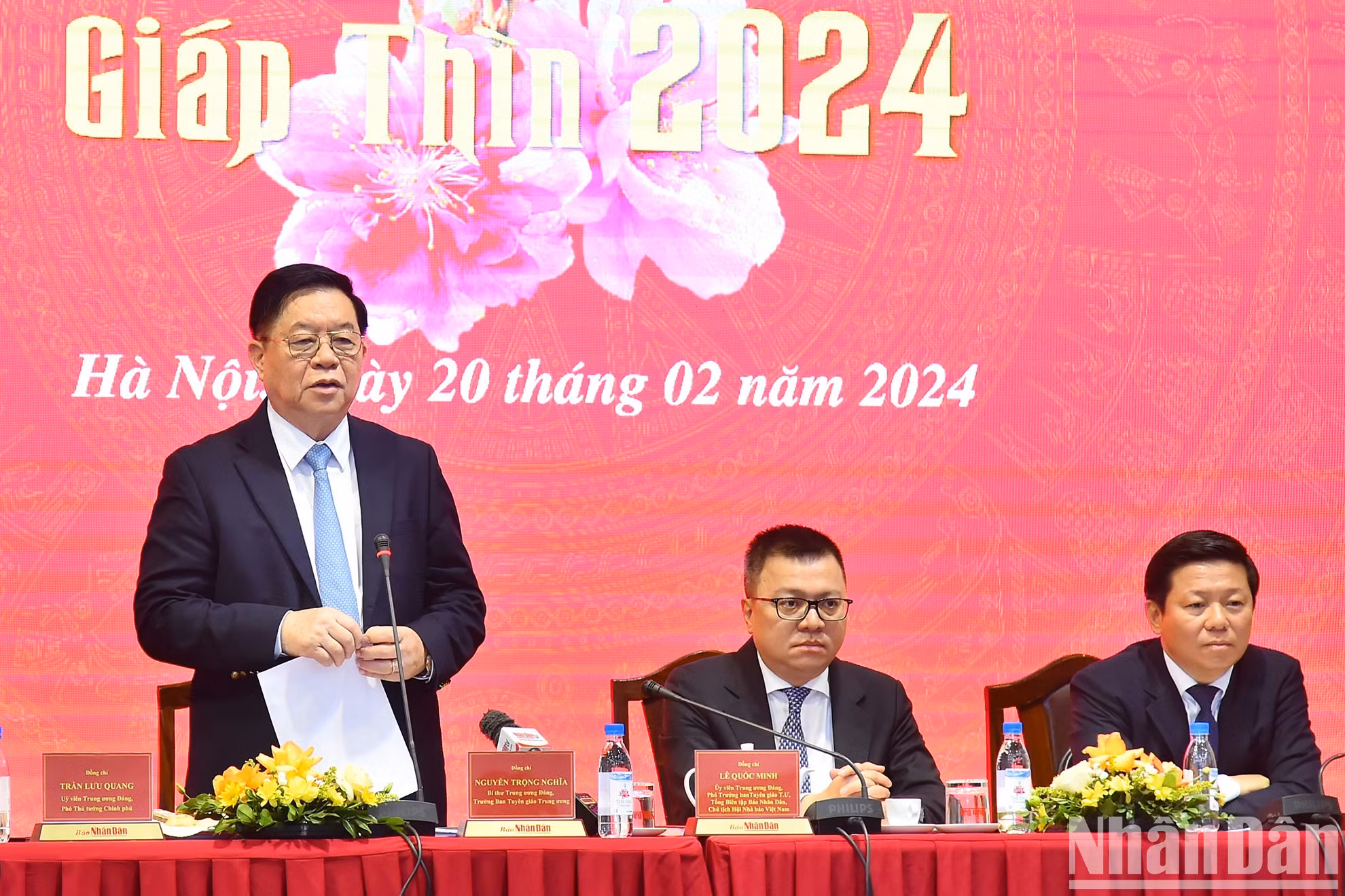 阮重义部长在会上发表指导性讲话。