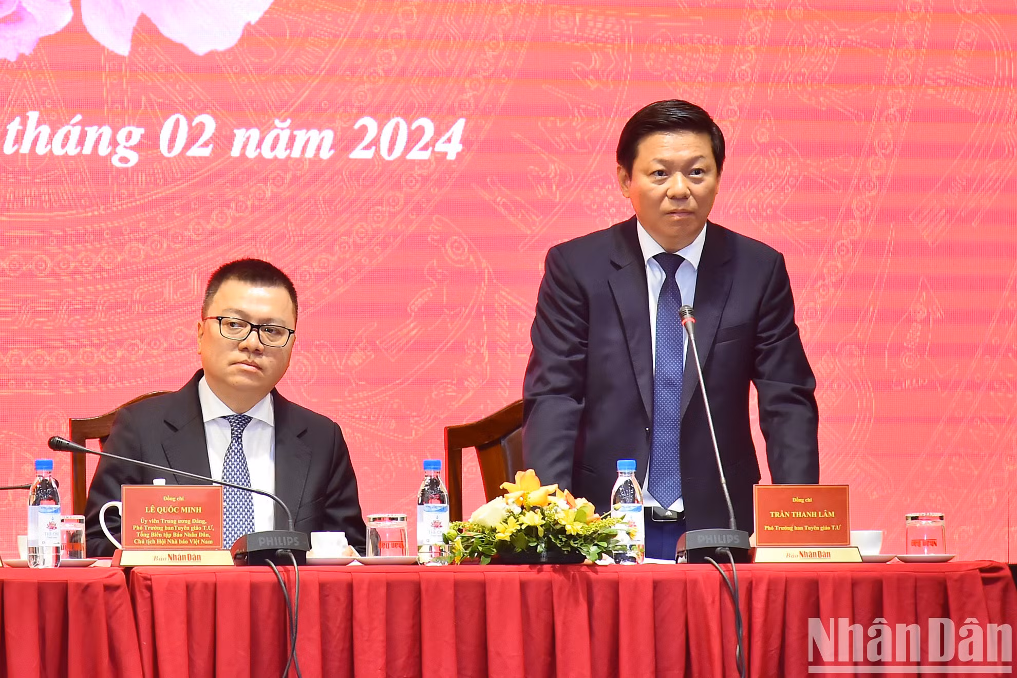 越共中央宣教部副部长陈青林主持会议。