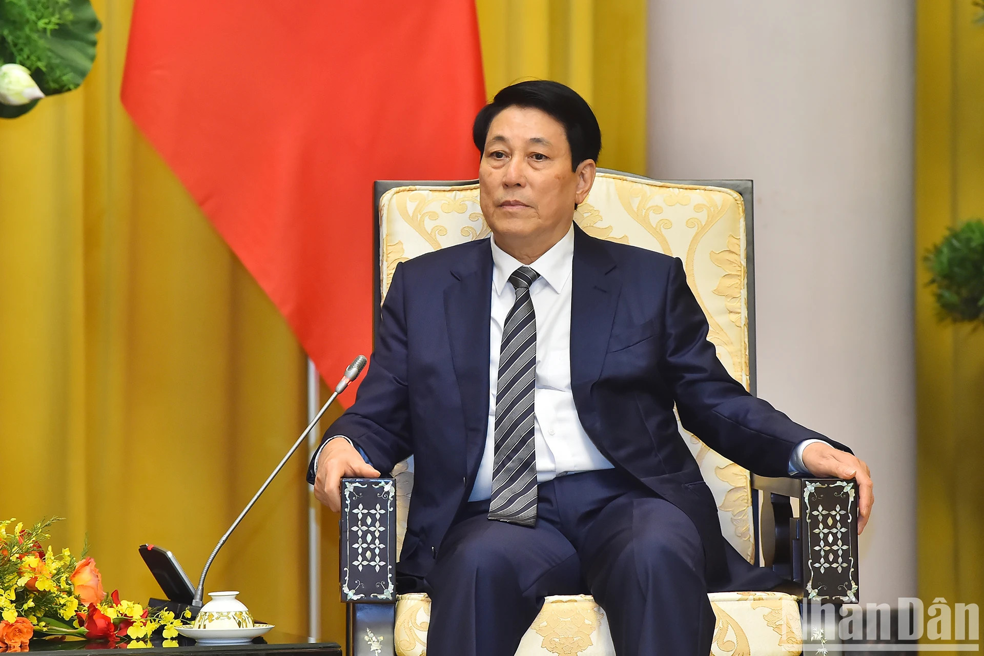 越南国家主席梁强在会见时发表讲话。 越南国家主席梁强在会见时发表讲话。