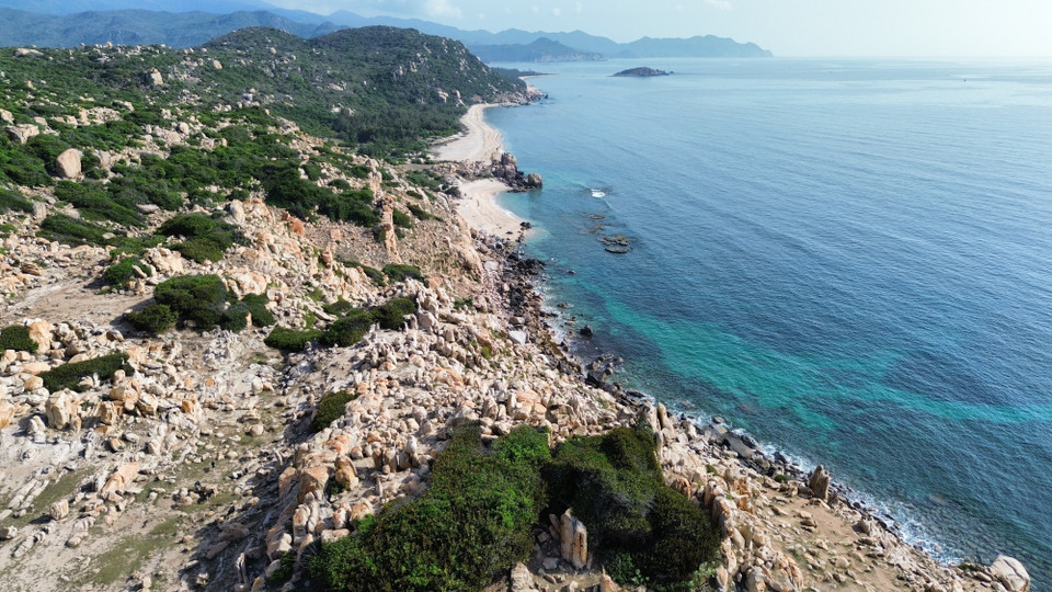 宁顺省主山国家公园岩石公园的壮丽景观，完美呈现了大自然的鬼斧神工。