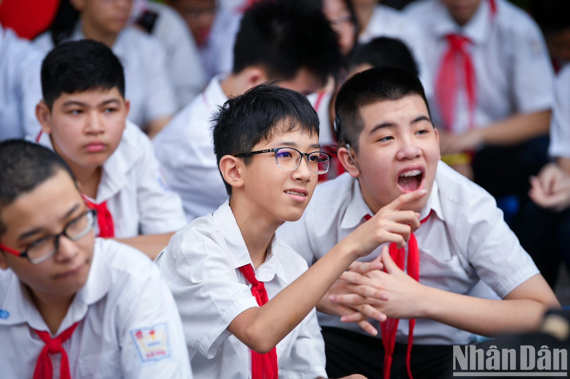 新学年开学第一天的喜悦。