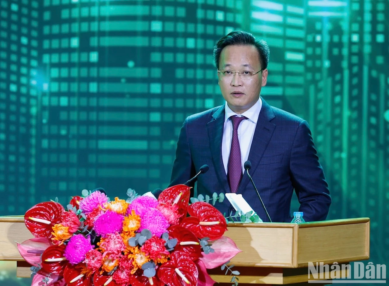 兴安省委书记阮有义致辞。 兴安省委书记阮有义致辞。