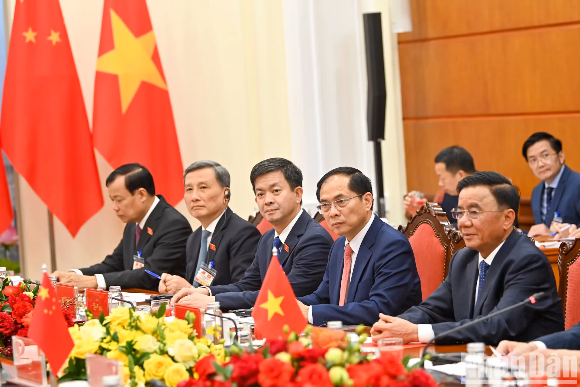 越南国会主席陈青敏会见中共中央总书记、中国国家主席习近平【组图】 ảnh 5