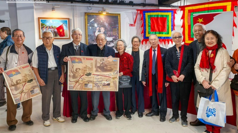旅居法国越南侨胞的爱国之心【组图】