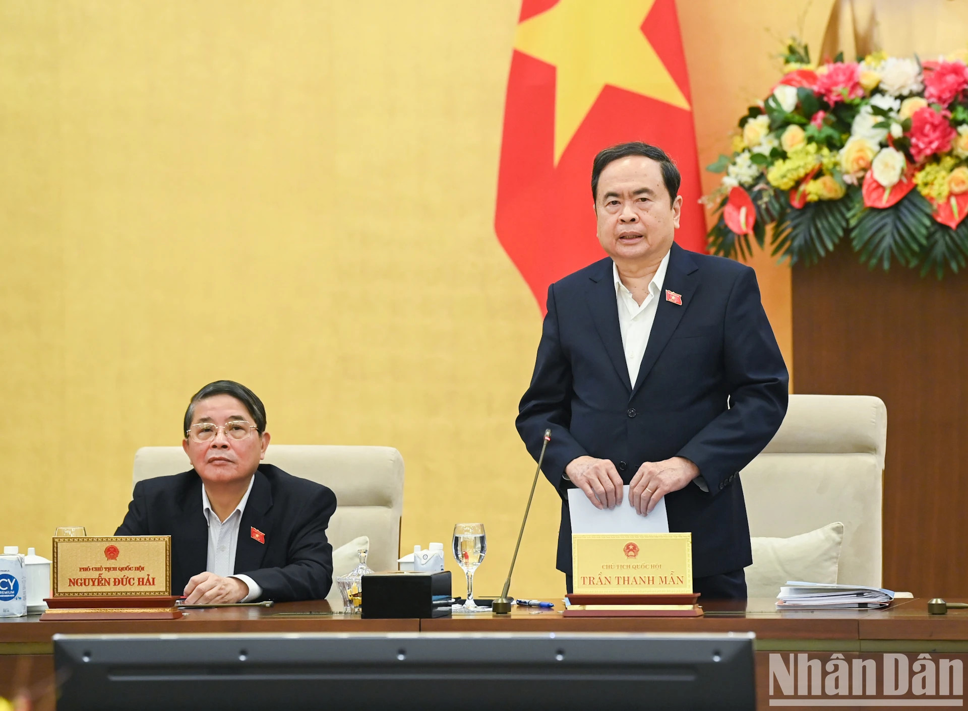 国会主席陈青敏致开幕词。