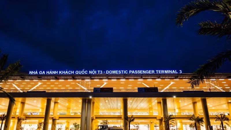 胡志明市重要的标志性项目——新山一国际机场T3航站楼。