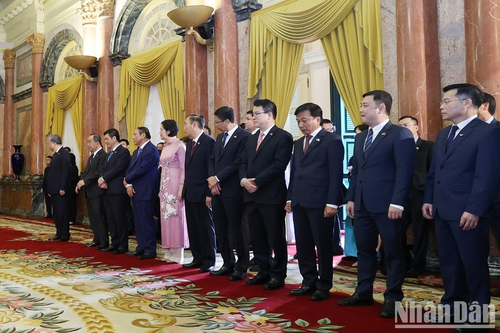 越南与哈萨克斯坦深化多领域合作【组图】 ảnh 3 越南与哈萨克斯坦深化多领域合作【组图】 ảnh 3