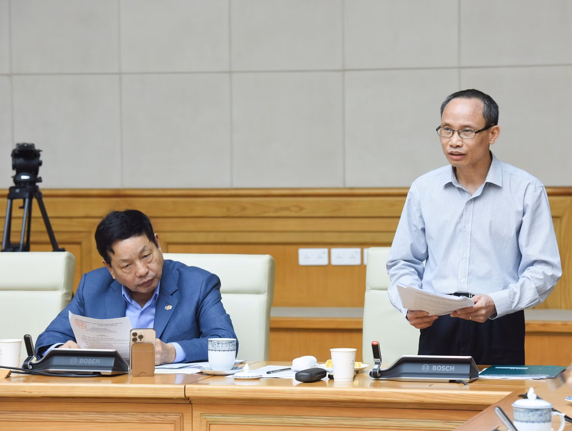 越南政府总理范明正同政策咨询委员会就私营经济发展问题举行会议【组图】 ảnh 6