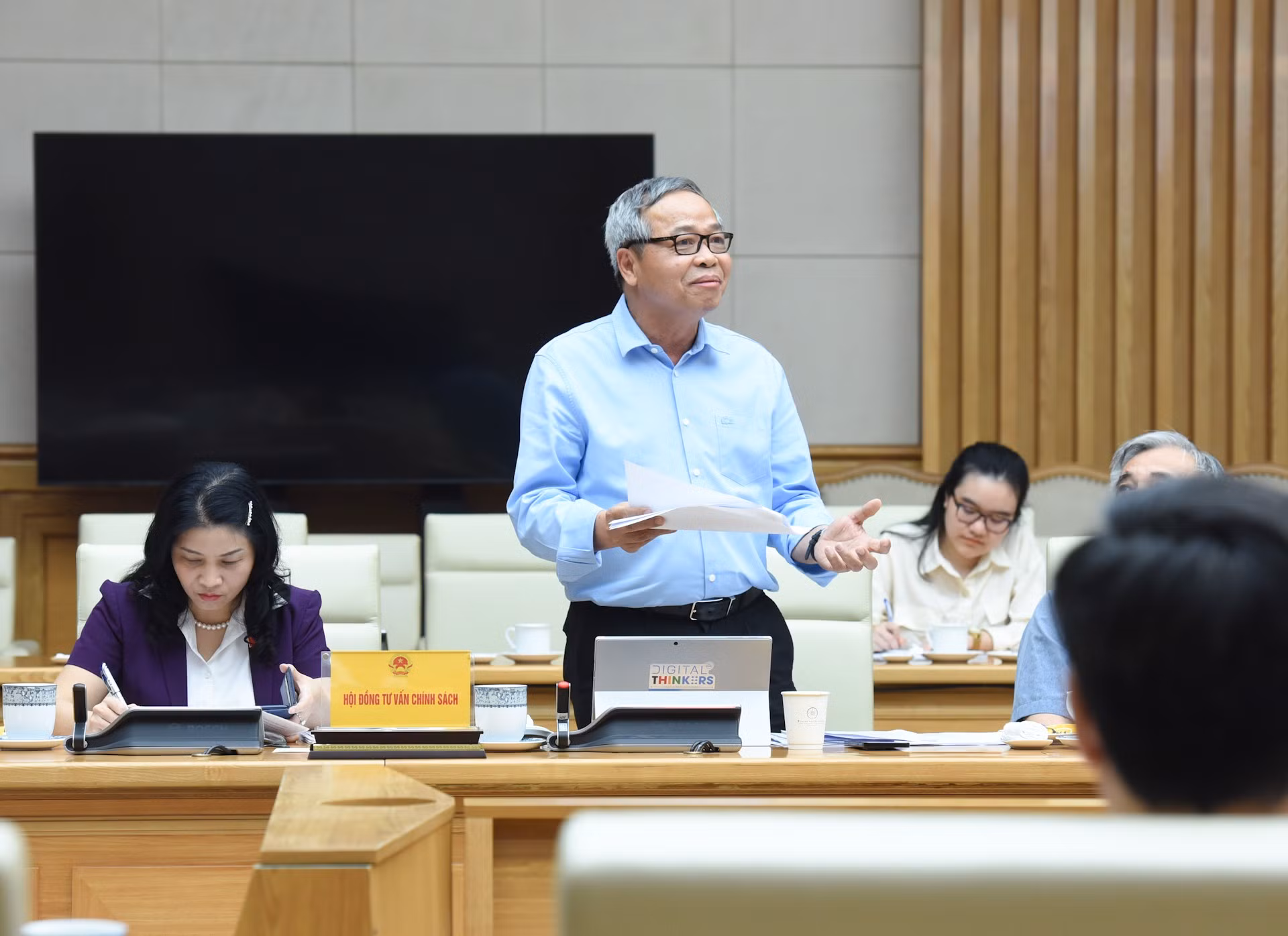 越南政府总理范明正同政策咨询委员会就私营经济发展问题举行会议【组图】 ảnh 5