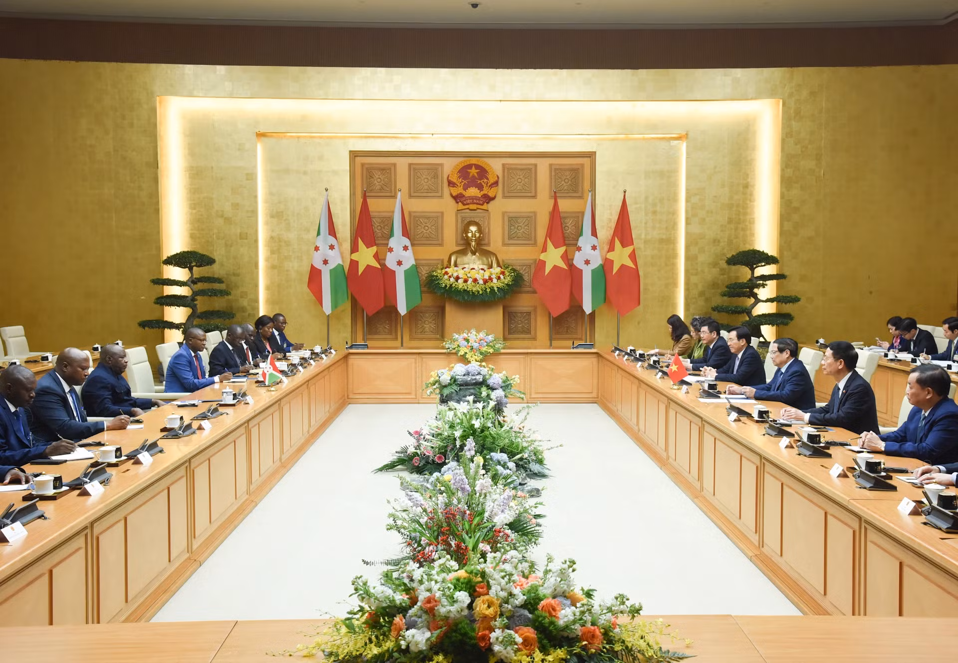 会见场景。