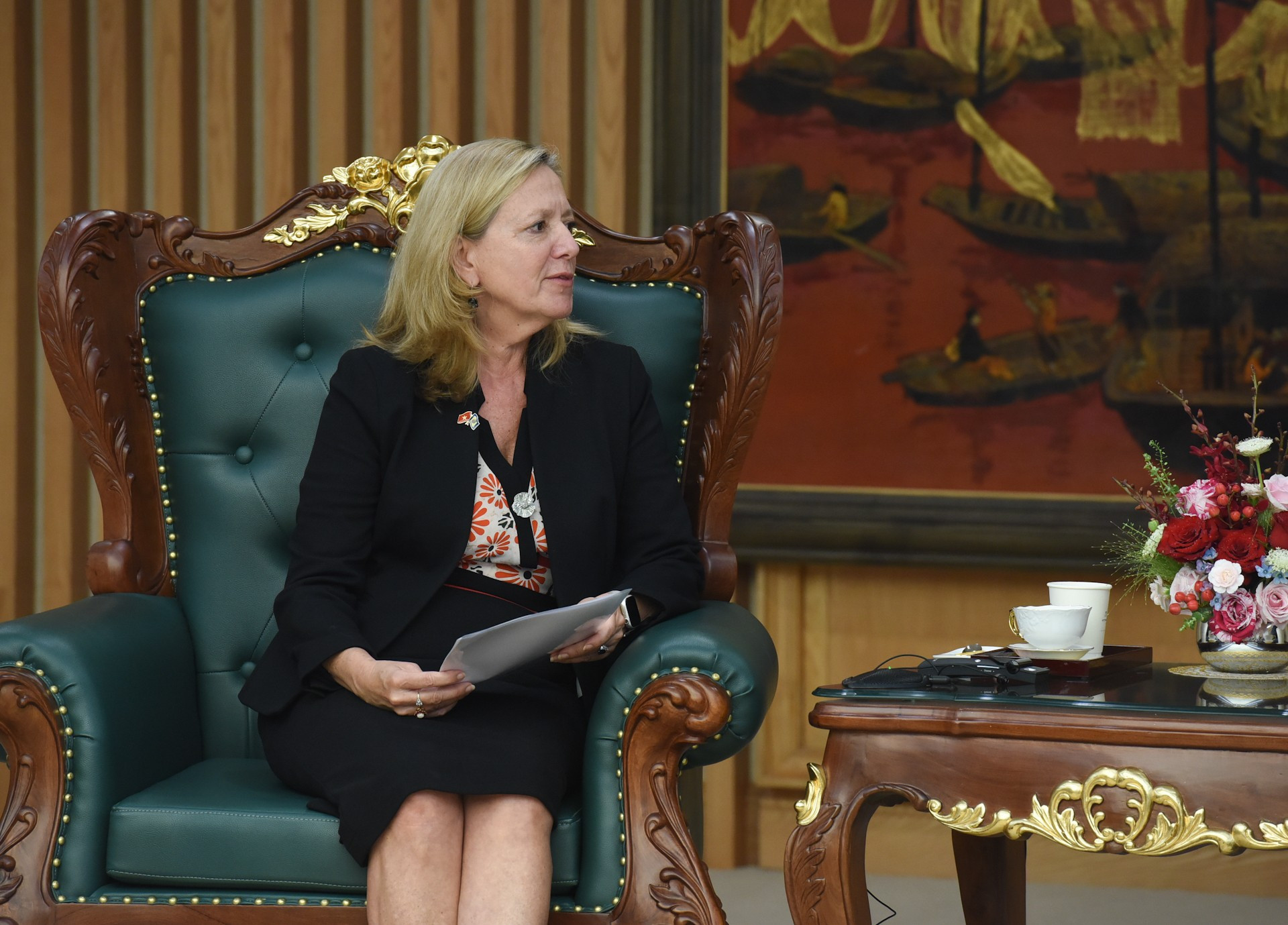 世界银行驻越南、柬埔寨和老挝首席代表玛丽亚姆·谢尔曼女士发表讲话。