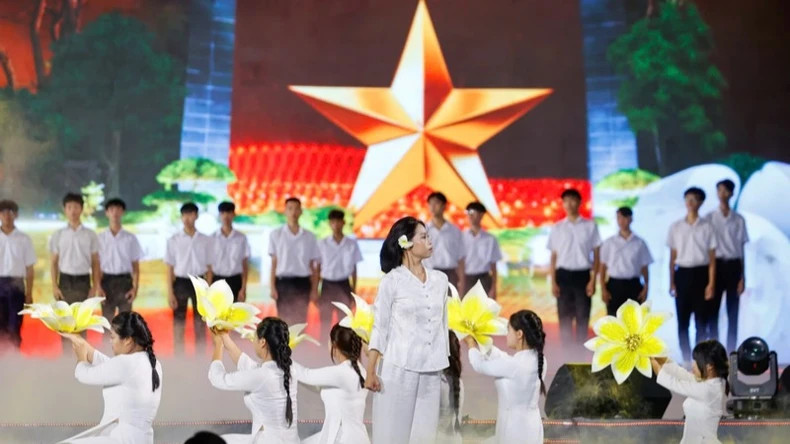 纪念活动上的文艺节目之一。