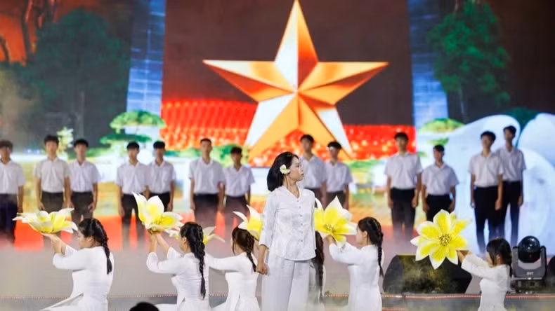 纪念活动上的文艺节目之一。