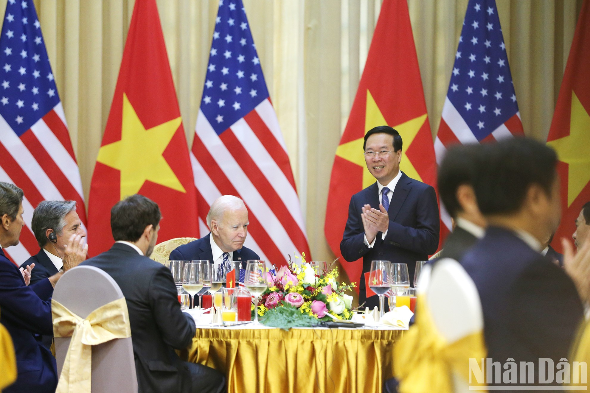 会见结束后，越南国家主席武文赏为美国总统乔·拜登举行招待会。